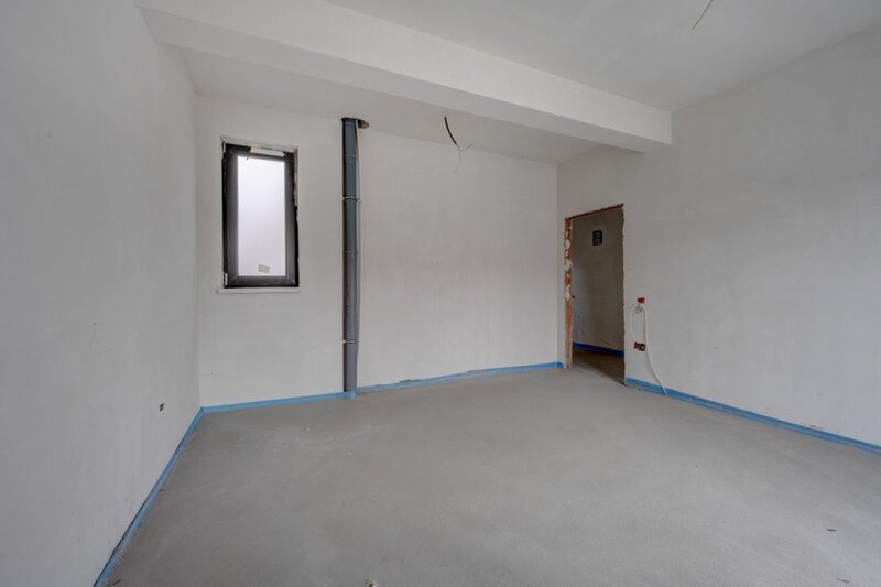 Pacii  Casa se preda finisata - 4 bai - 3 dormitoare - curte - parcare -  metrou Pacii