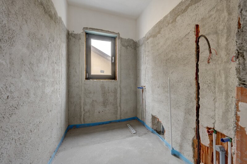 Pacii  Casa se preda finisata - 4 bai - 3 dormitoare - curte - parcare -  metrou Pacii